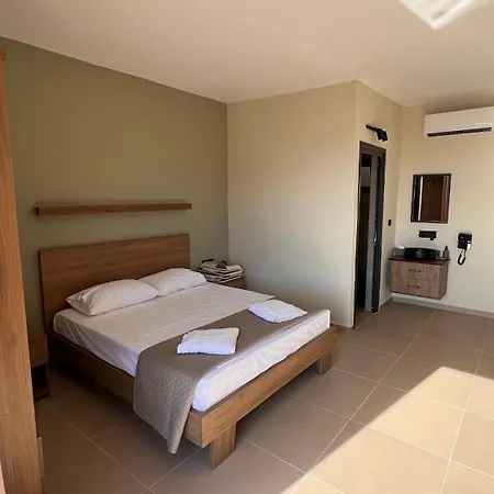 House Of Rose Apartment *