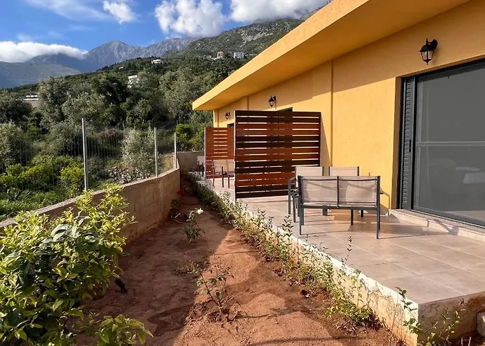 House Of Rose Dhërmi